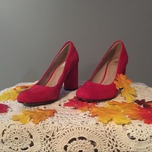 👠 Sassy Red Heels👠